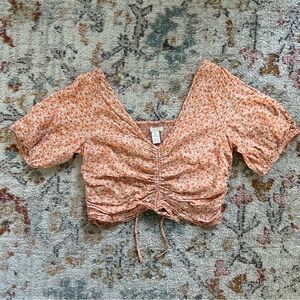 Women’s H&M Floral Blouse w/Ruched Front size L